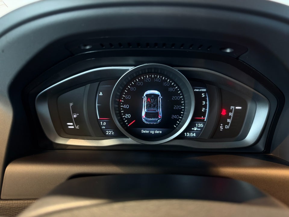 Volvo XC60 2,0 D4 190 Ocean Race 5d