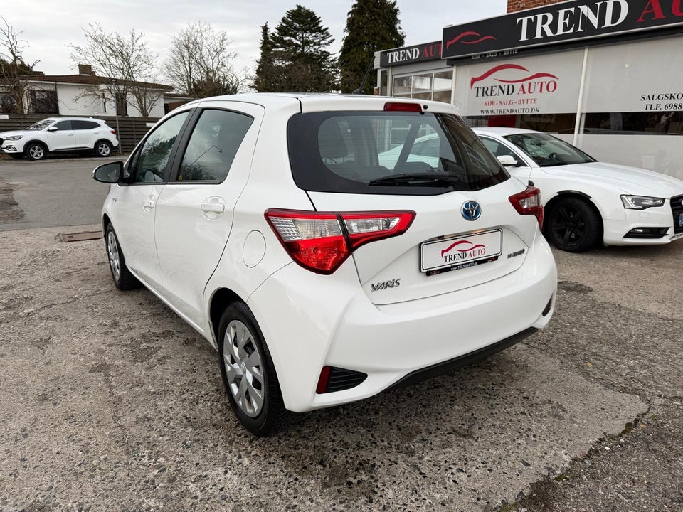 Toyota Yaris 1,5 Hybrid H2 e-CVT 5d