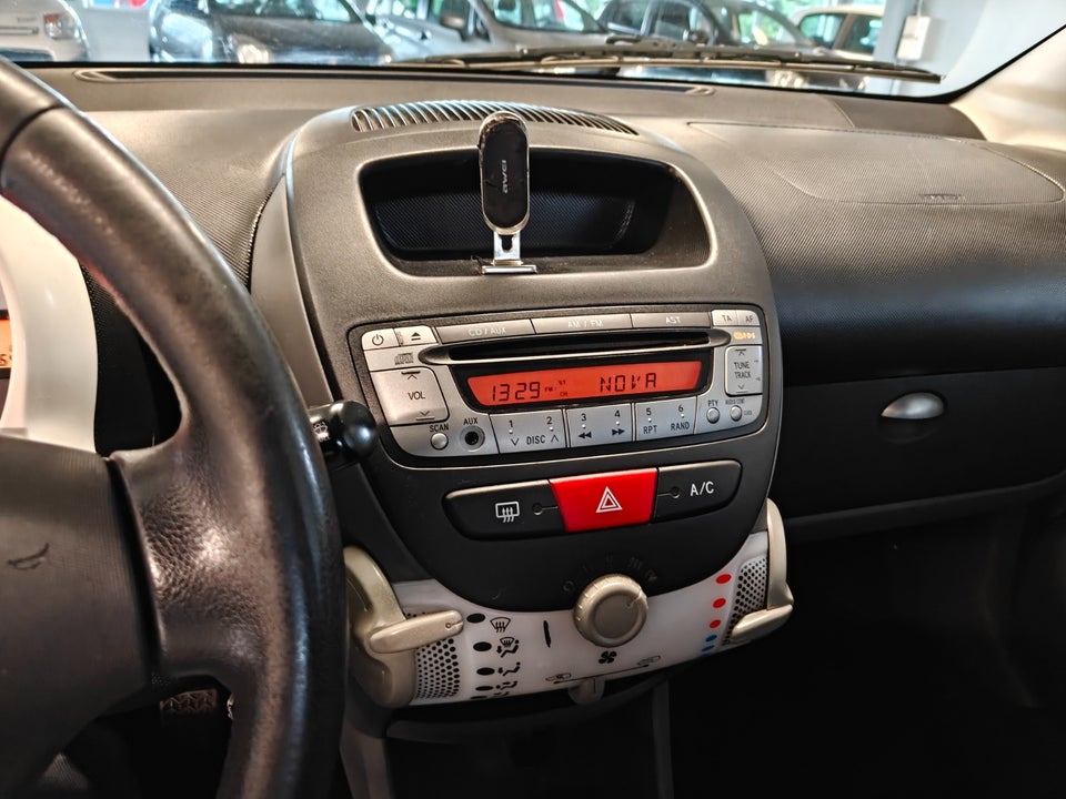 Peugeot 107 1,0 Cool 5d