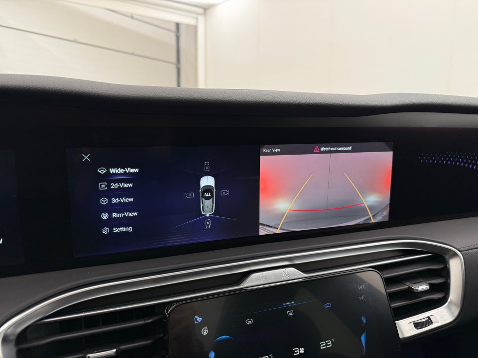 Hongqi E-HS9 99 Premium 5d