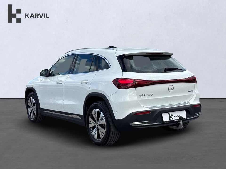 Mercedes EQA300 Progressive 4Matic 5d