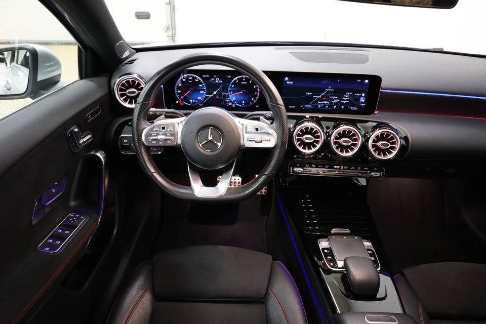 Mercedes A220 2,0 AMG Line aut. 4Matic 4d