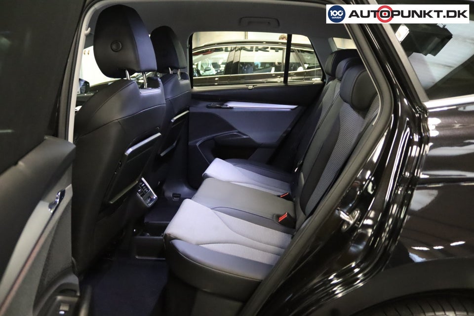 Skoda Enyaq 80 iV Plus 5d