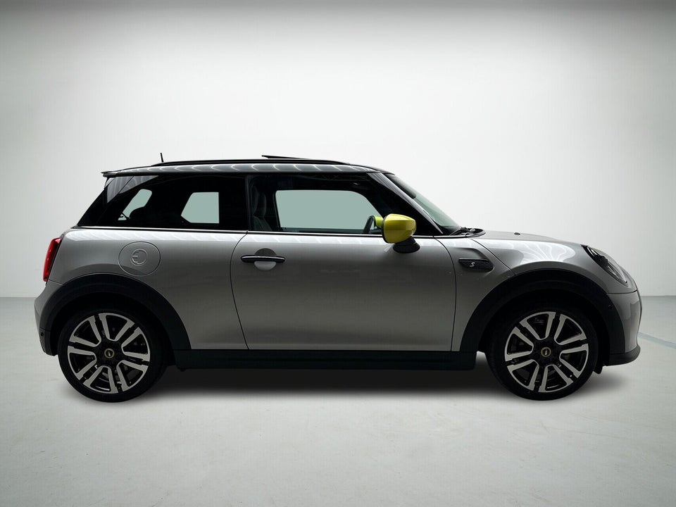 MINI Cooper SE Edition Premium Plus 3d