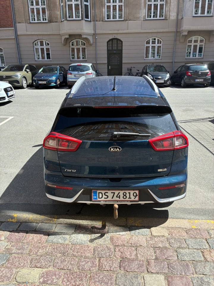 Kia Niro 1,6 HEV Comfort DCT 5d