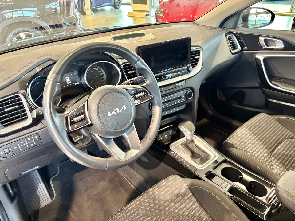 Kia XCeed 1,6 PHEV Prestige DCT 5d