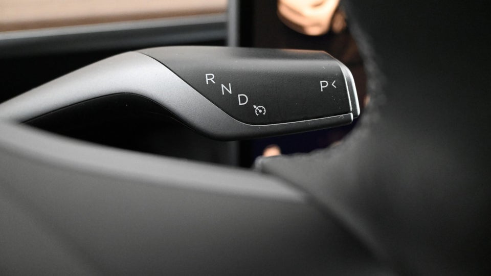 Tesla Model Y Long Range AWD 5d