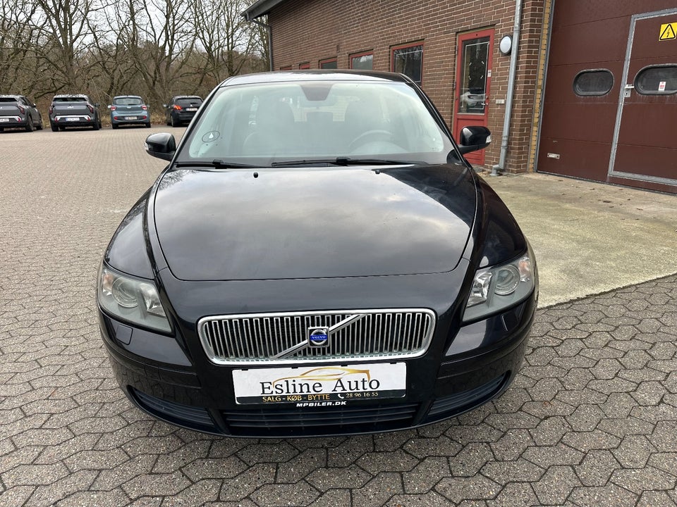 Volvo V50 1,8 Momentum 5d