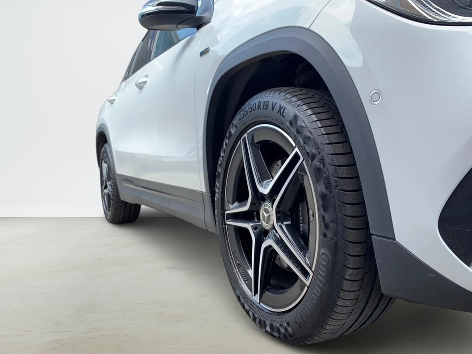 Mercedes GLA250 e 1,3 AMG Line aut. 5d