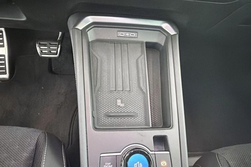 VW T-Roc 1,5 eTSi 150 R-line DSG 5d