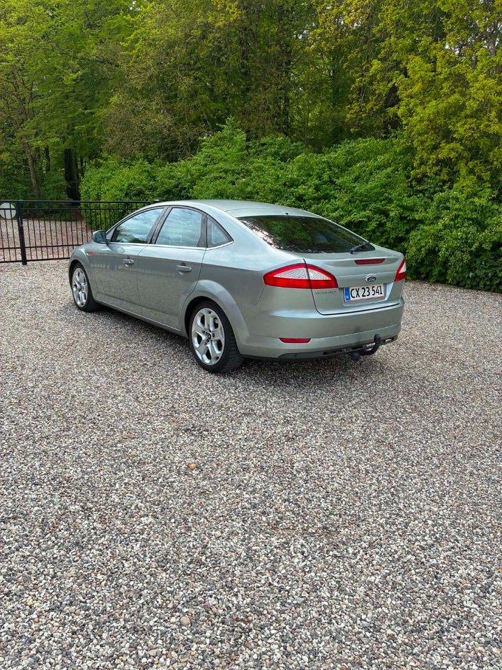 Ford Mondeo 2,5 20V Turbo Titanium 5d