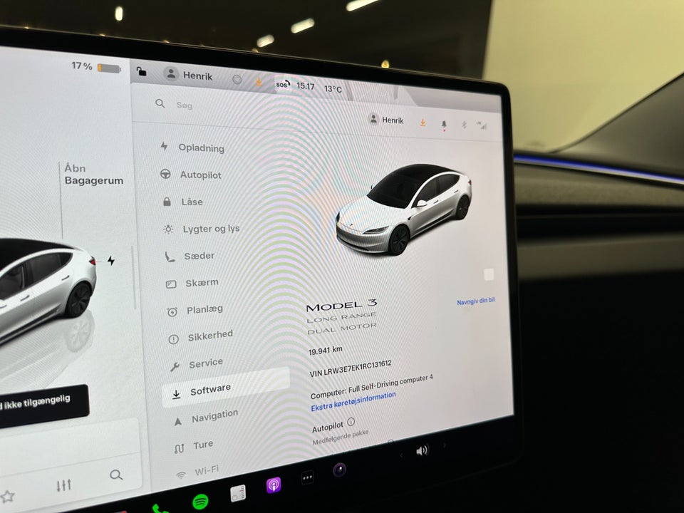 Tesla Model 3 Long Range AWD 4d