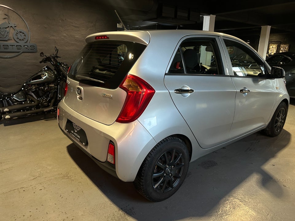 Kia Picanto 1,0 Attraction Sport 5d