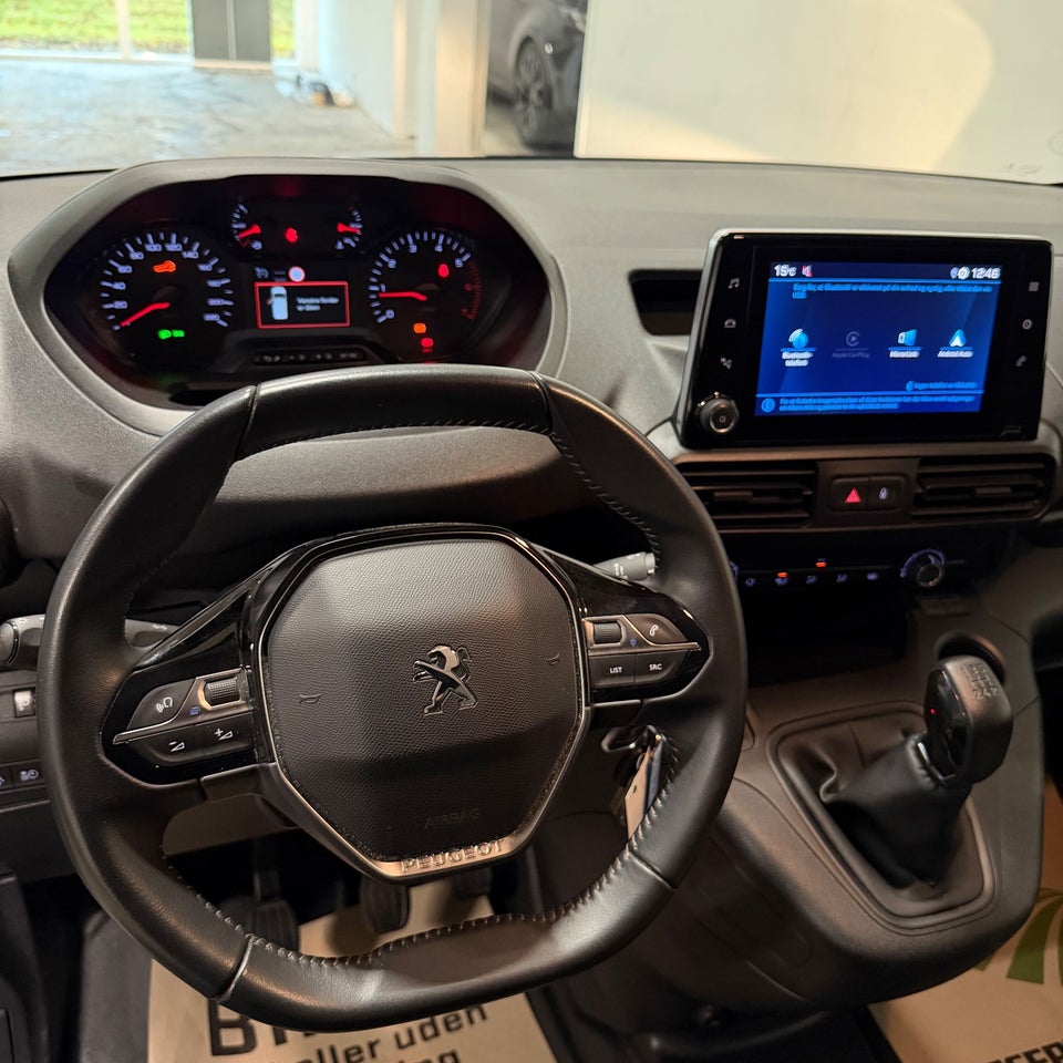 Peugeot Partner 1,5 BlueHDi 100 L2V2 Plus Van