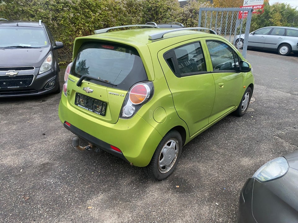 Chevrolet Spark 1,0 LS 5d