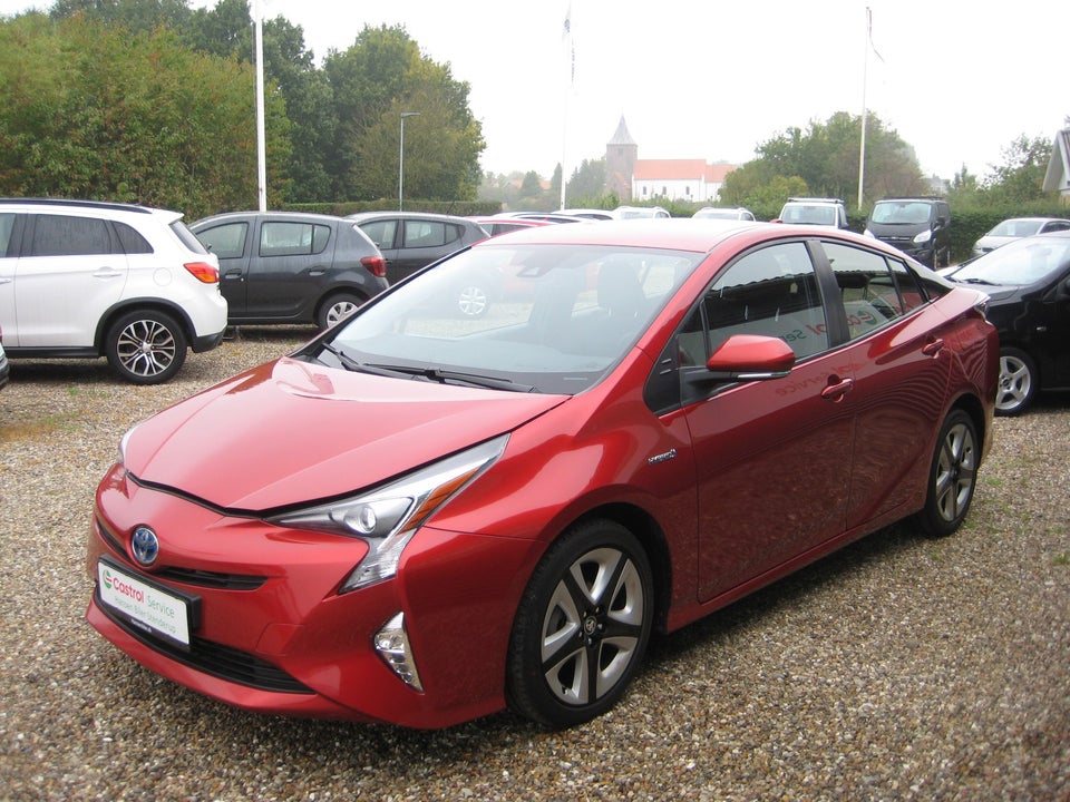 Toyota Prius 1,8 Hybrid H3 CVT 5d