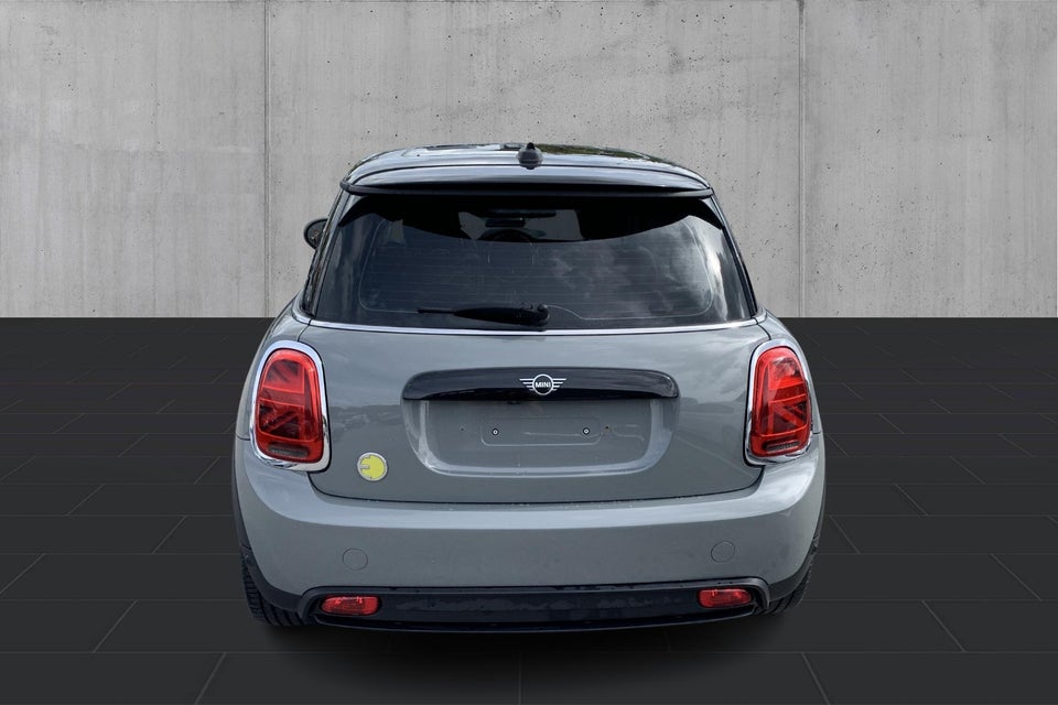 MINI Cooper SE Classic 3d