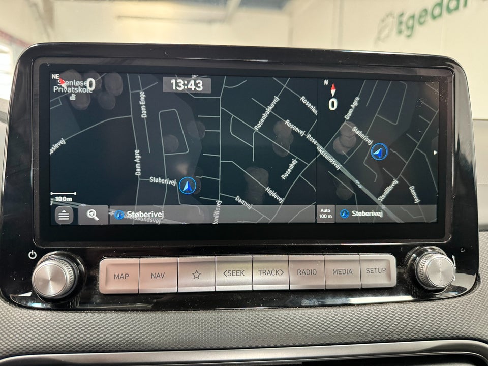 Hyundai Kona 64 EV Business 5d