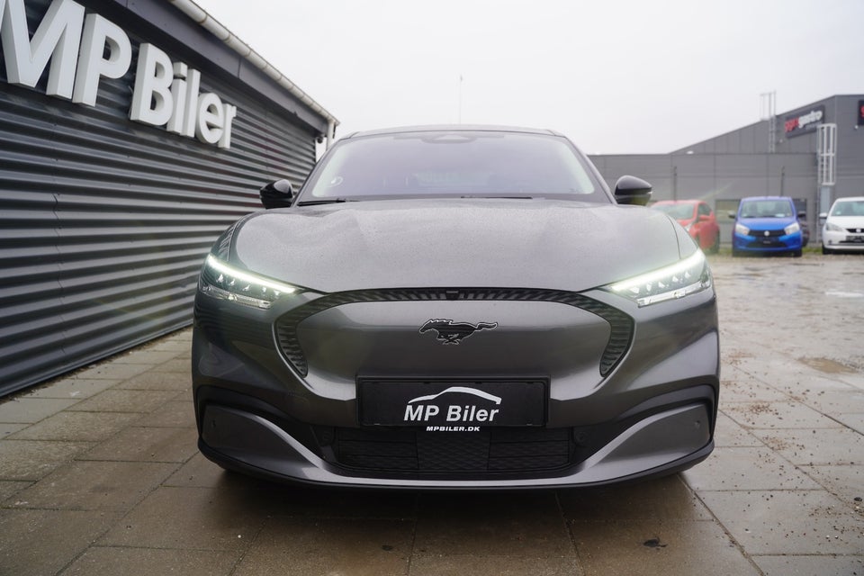 Ford Mustang Mach-E 78 Standard Range 5d