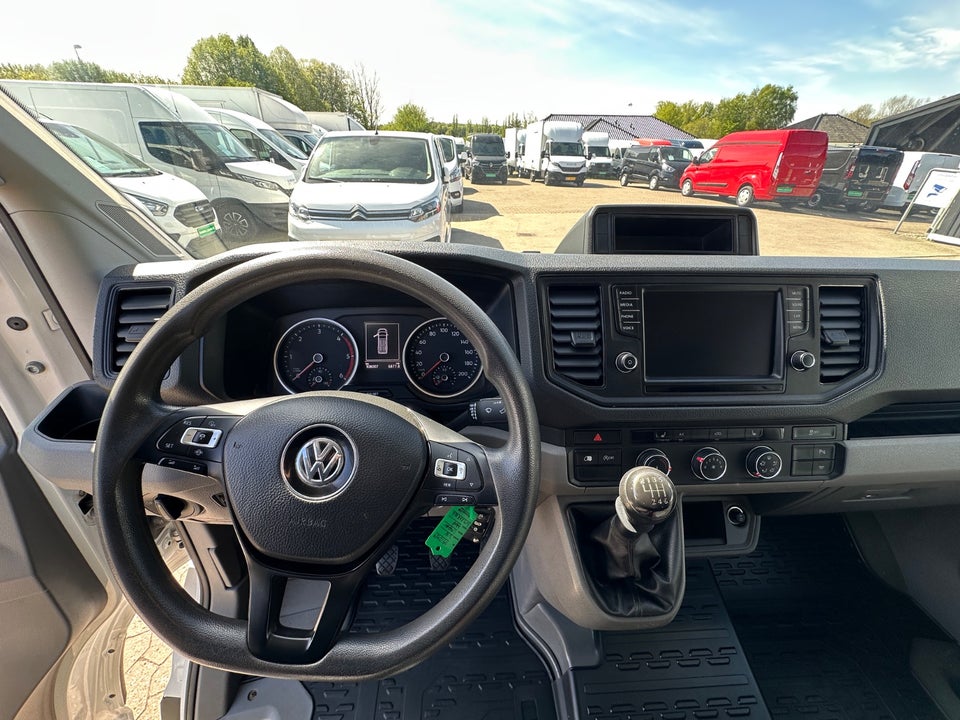 VW Crafter 30 2,0 TDi 177 Kassevogn L3H2