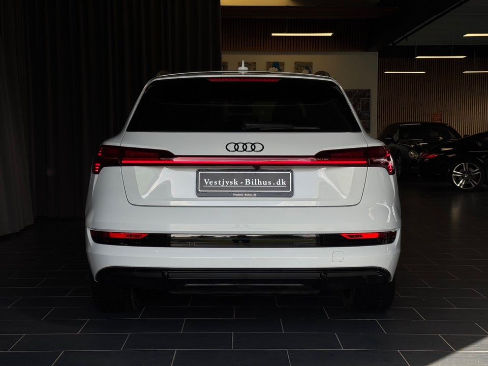 Audi e-tron 55 Black Edition S-line quattro 5d