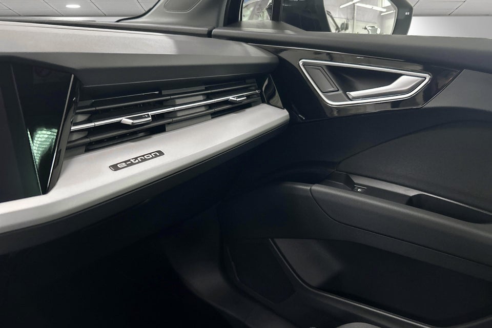 Audi Q4 e-tron 45 Progress 5d
