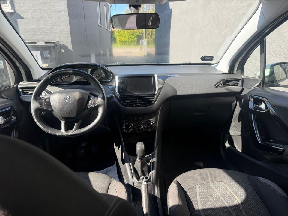 Peugeot 208 1,2 VTi Active 5d