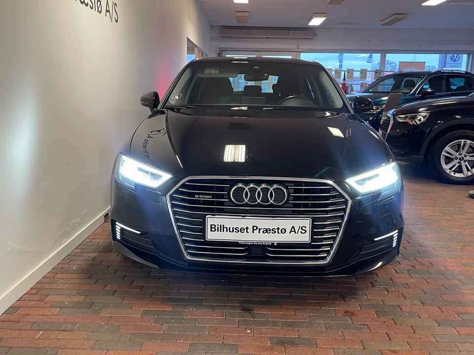 Audi A3 1,4 e-tron Sportback S-tr. 5d