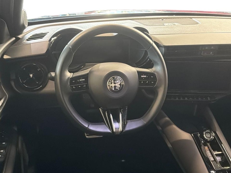 Alfa Romeo Junior Elettrica Speciale 5d