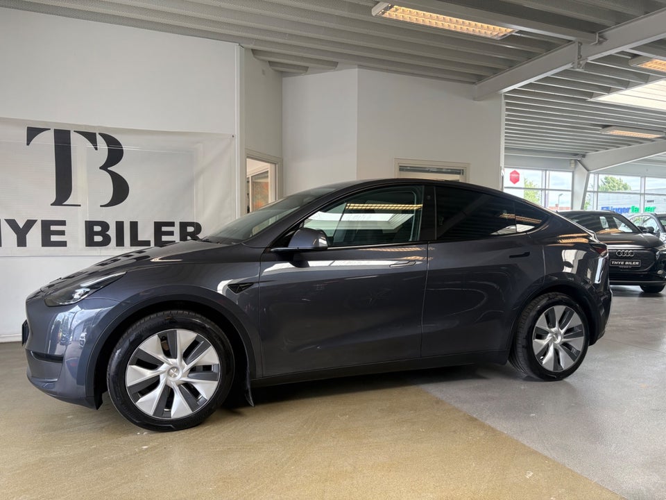 Tesla Model Y RWD 5d