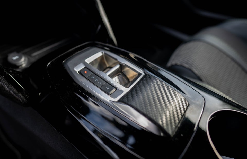 Peugeot e-2008 54 GT 5d