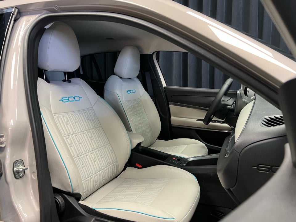 Fiat 600e 54 la Prima 5d