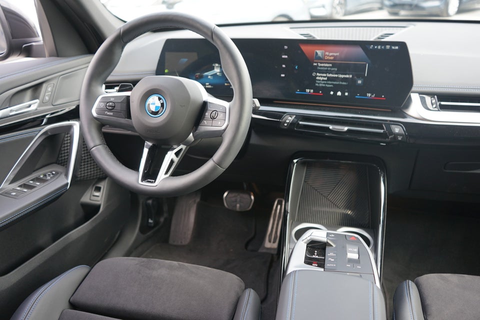 BMW iX1 eDrive20 M-Sport 5d