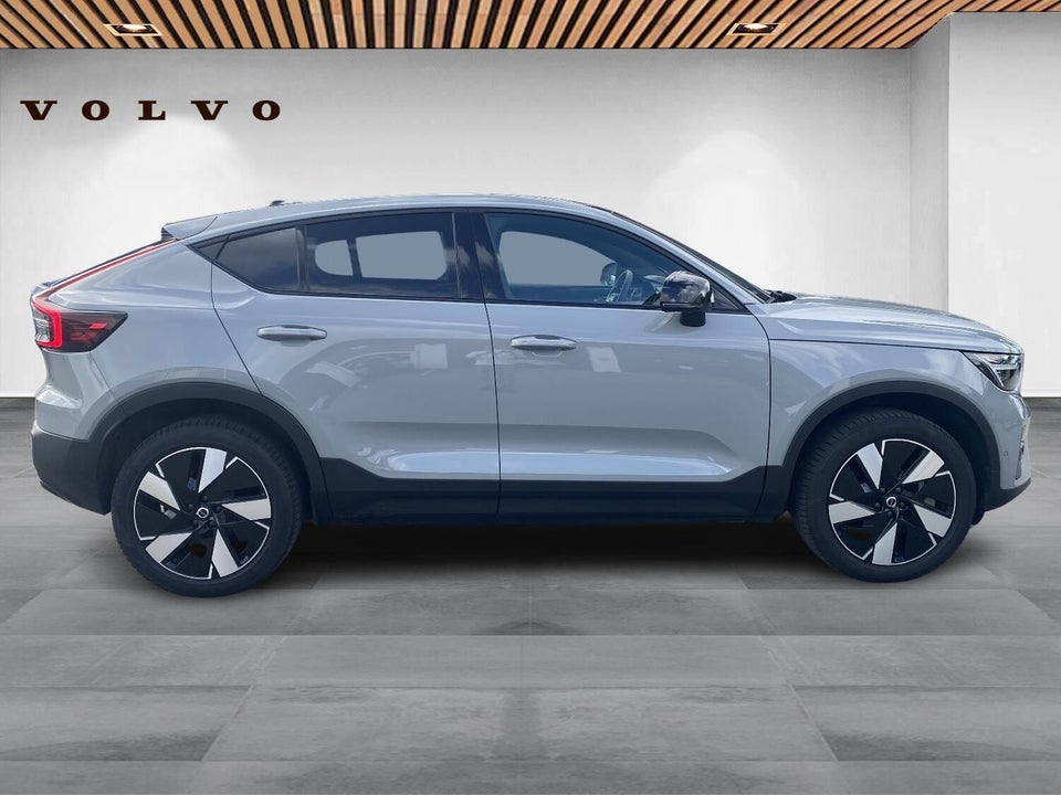 Volvo EC40 Extended Range Core 5d