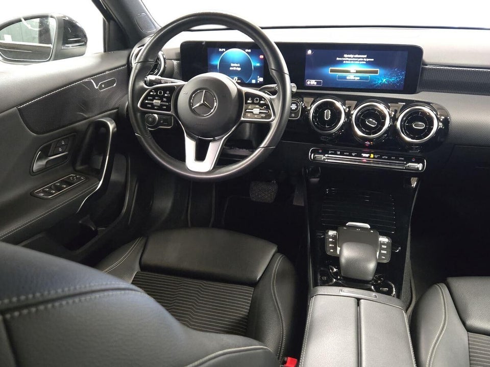 Mercedes A200 1,3 Progressive aut. 5d