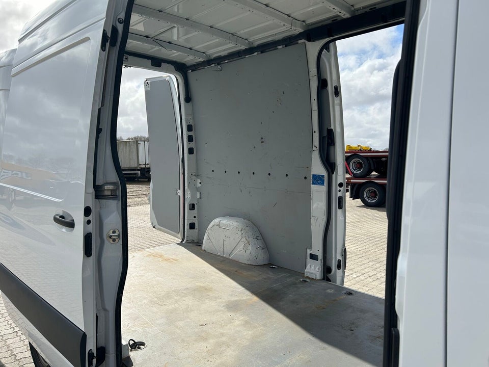 Mercedes Sprinter 215 2,0 CDi A2 Kassevogn aut. FWD