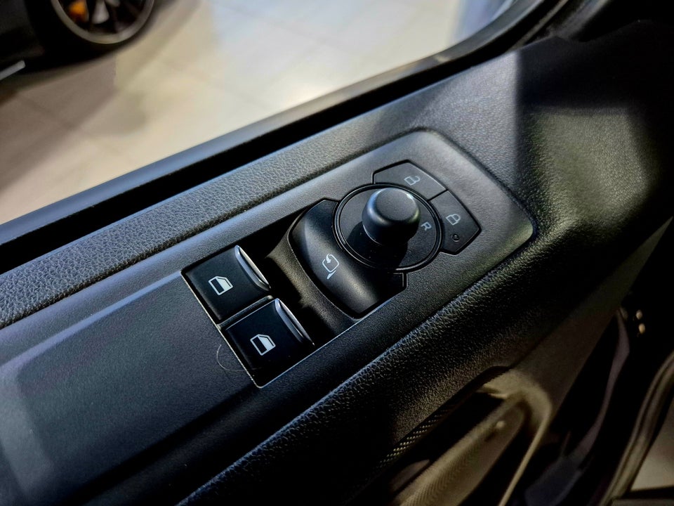 Ford Transit Custom 320L 2,0 EcoBlue Trend