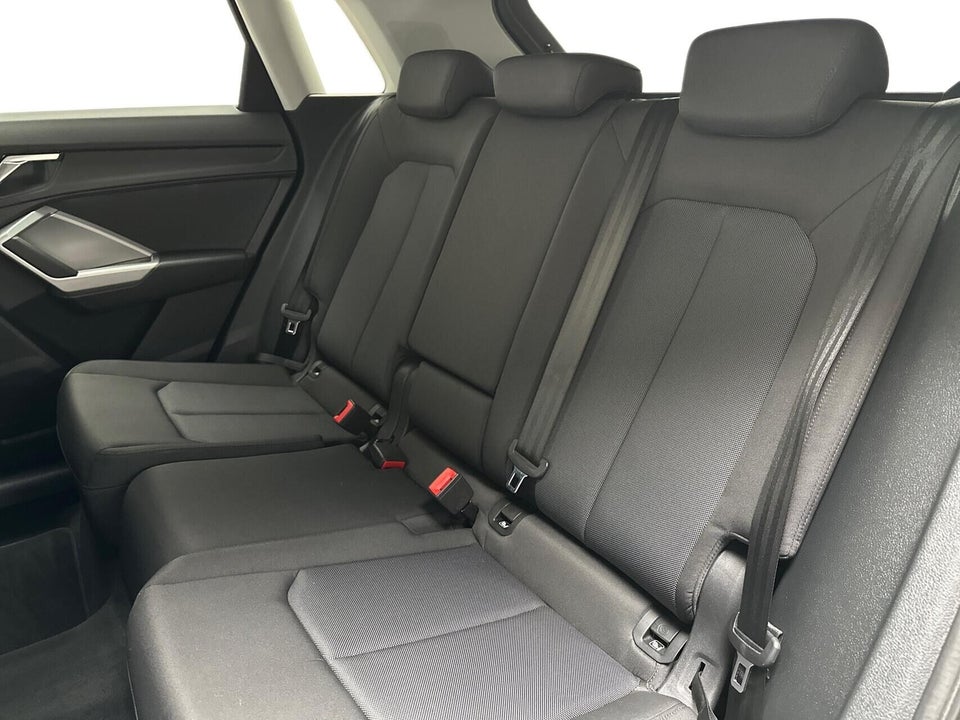 Audi Q3 35 TFSi S-tr. 5d