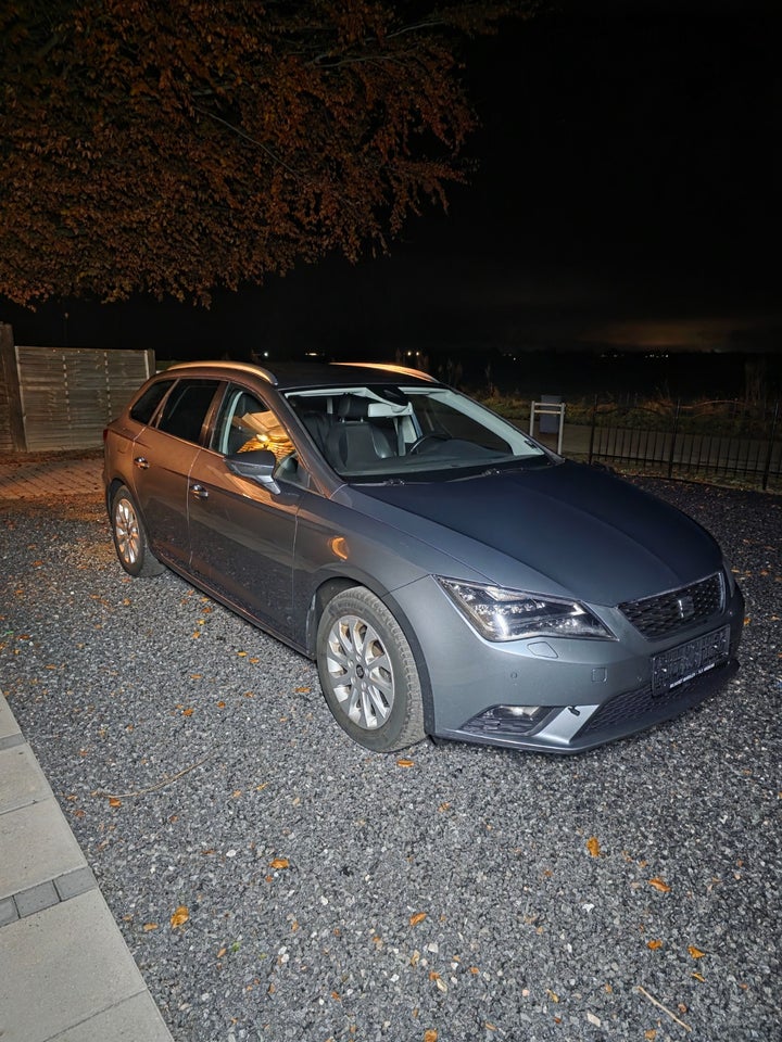 Seat Leon 1,6 TDi 110 Style Barcelona ST 5d