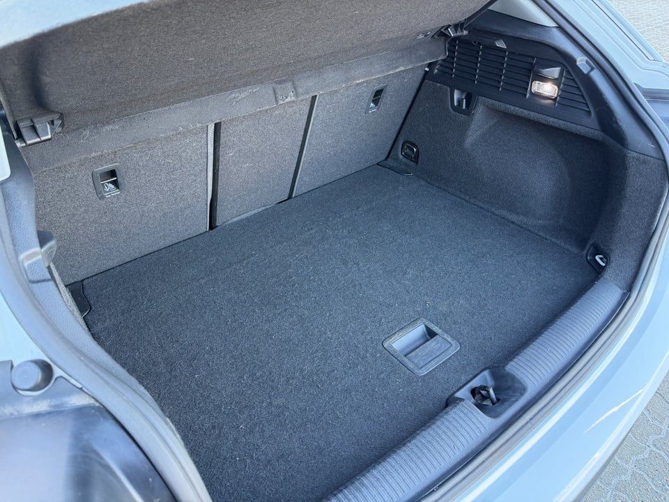 Audi Q2 1,6 TDi 116 S-tr. 5d