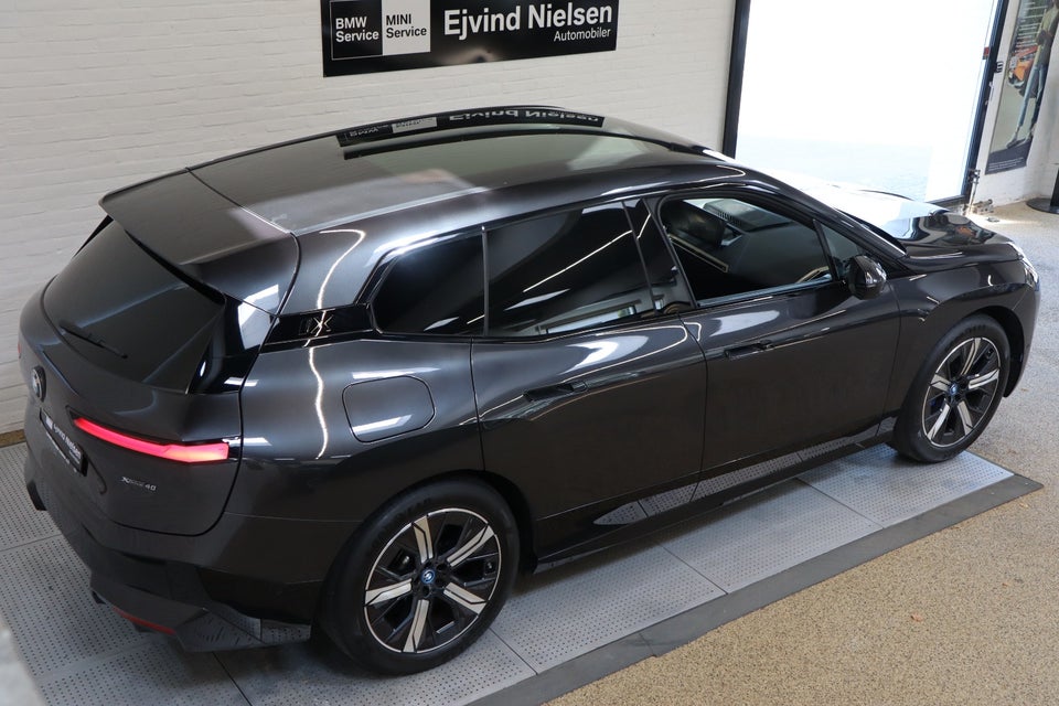 BMW iX xDrive40 Fully Charged 5d