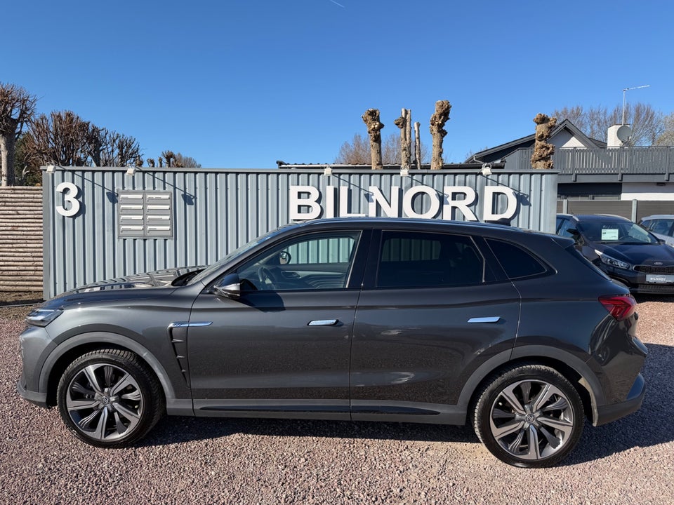 MG Marvel R Luxury 5d