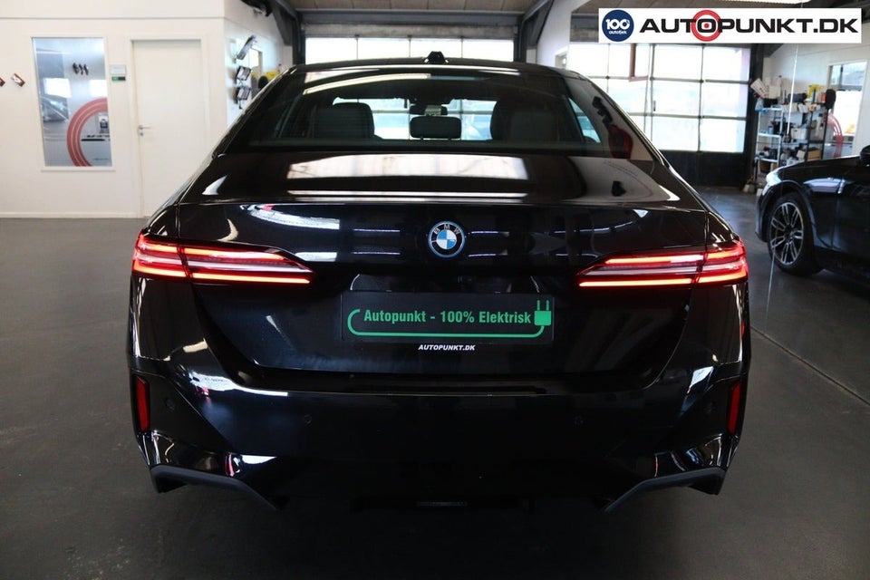 BMW i5 eDrive40 M-Sport 4d