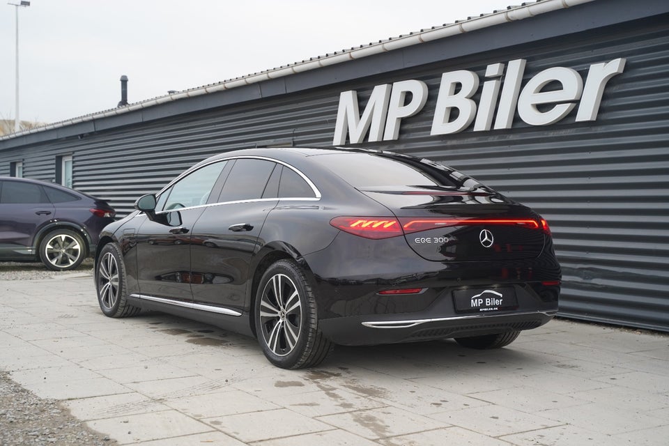 Mercedes EQE300 Avantgarde 4d