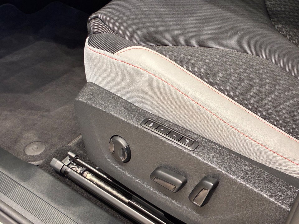 Skoda Elroq 85 iV Lodge Maxx 5d