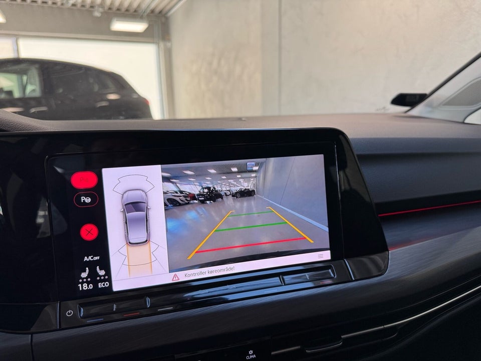 VW Golf VIII 1,4 eHybrid DSG 5d