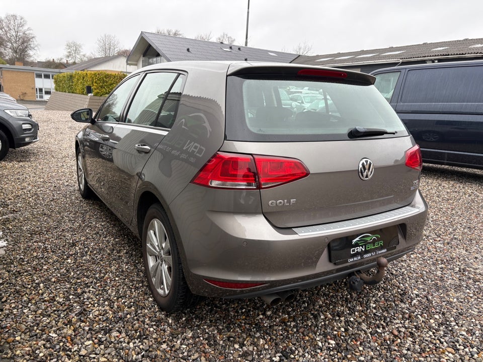 VW Golf VII 1,4 TSi 122 Life BMT 5d
