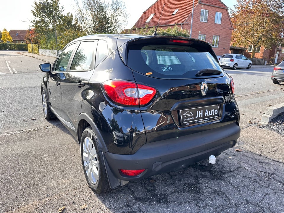 Renault Captur 1,2 TCe 120 Expression EDC 5d