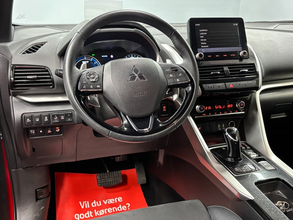 Mitsubishi Eclipse Cross 2,4 PHEV Intense CVT 4WD 5d