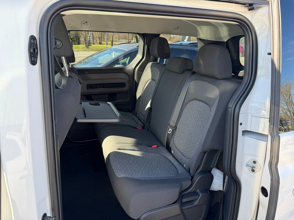 VW ID.Buzz 79 Pro SWB 5d